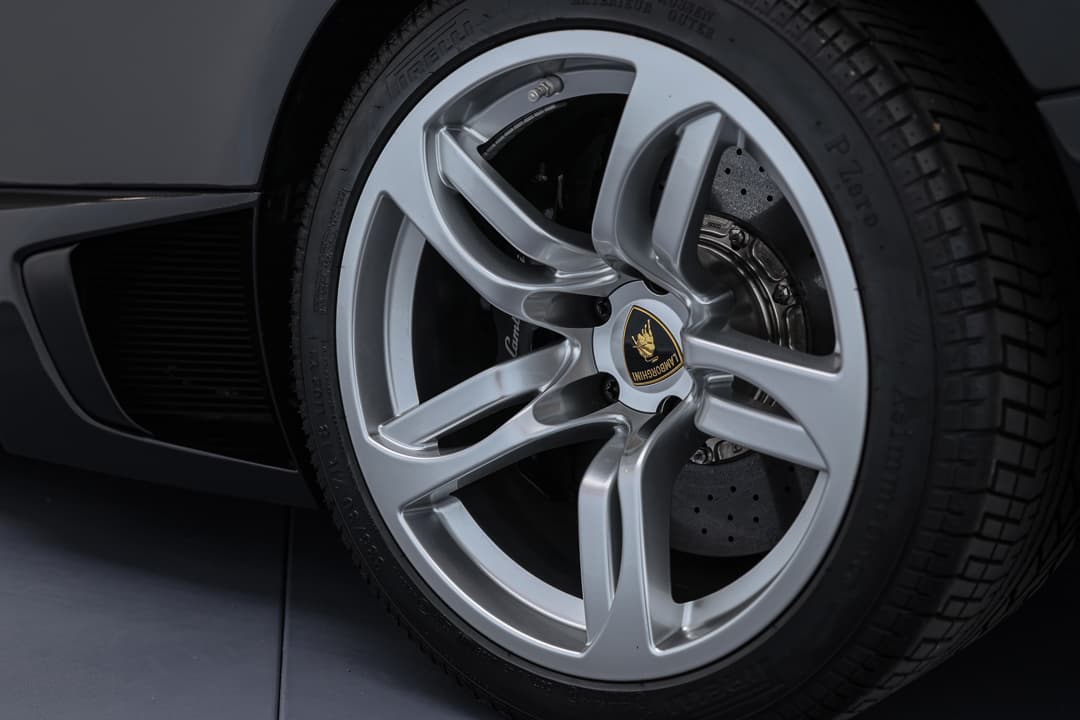 L’extérieur de la Lamborghini Murcielago LP 640 : luxe et performance réunis