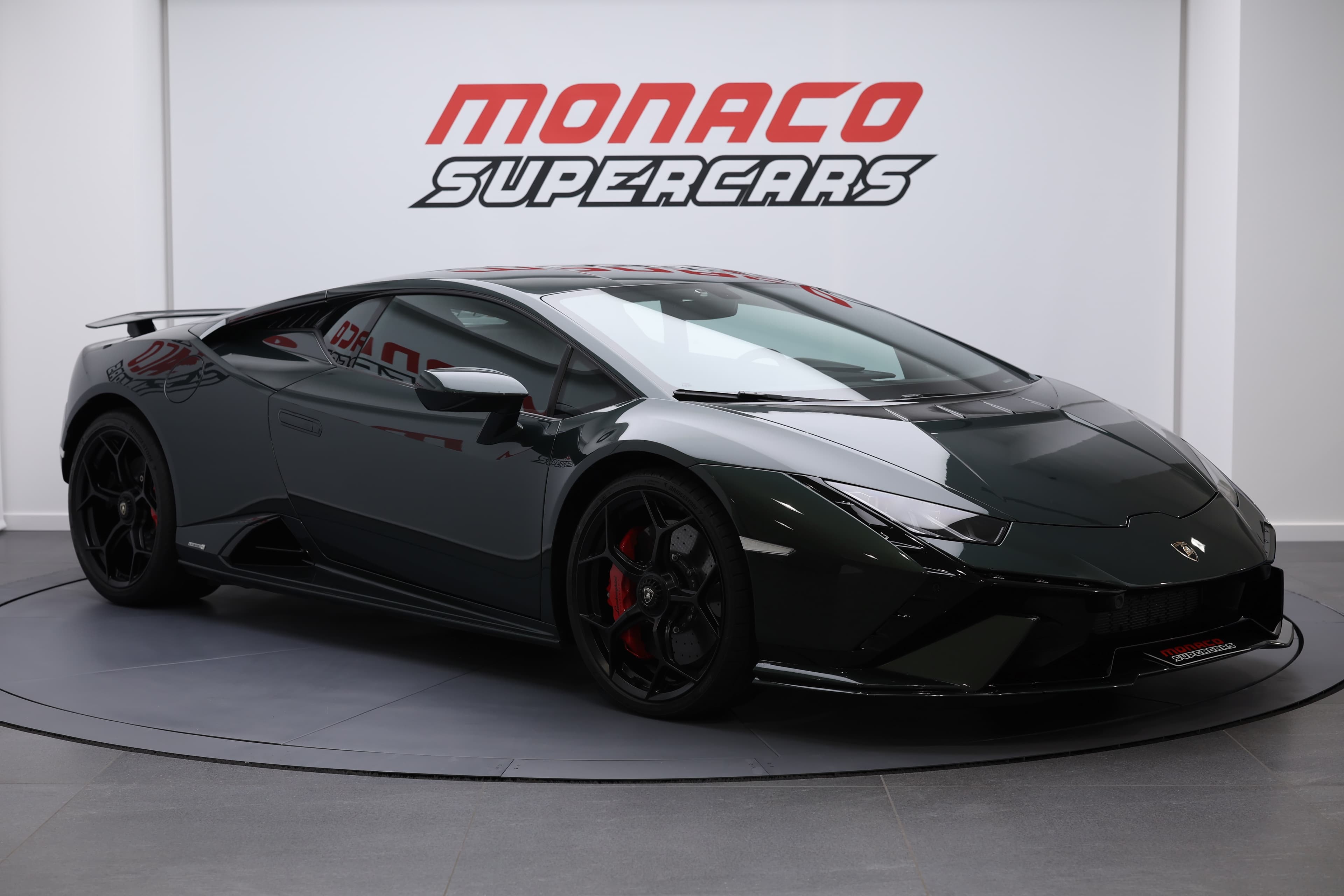 Huracan Tecnica - view 1